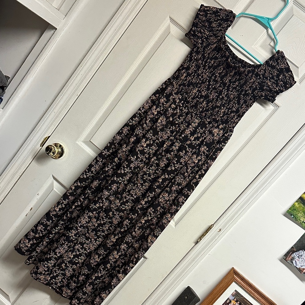 SHEIN Black Floral Maxi Dress